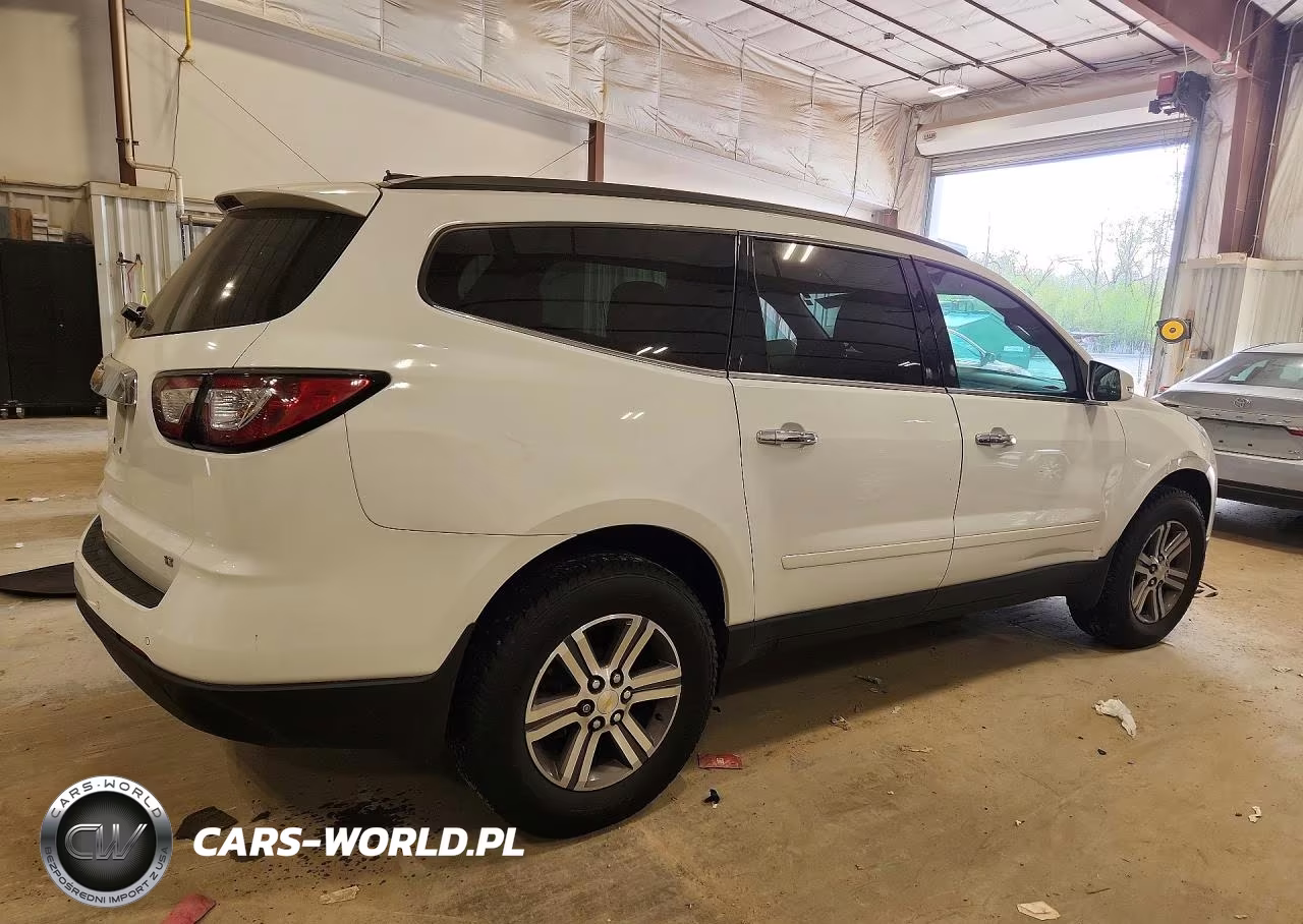 2017 Chevrolet Traverse Lt VIN:1GNKRGKD3HJ346337 - 3