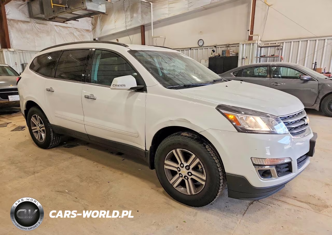 2017 Chevrolet Traverse Lt VIN:1GNKRGKD3HJ346337 - 4