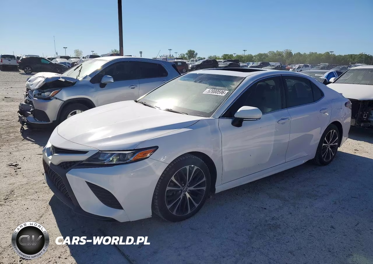 2018 Toyota Camry Se – zdjęcie 1 z 12