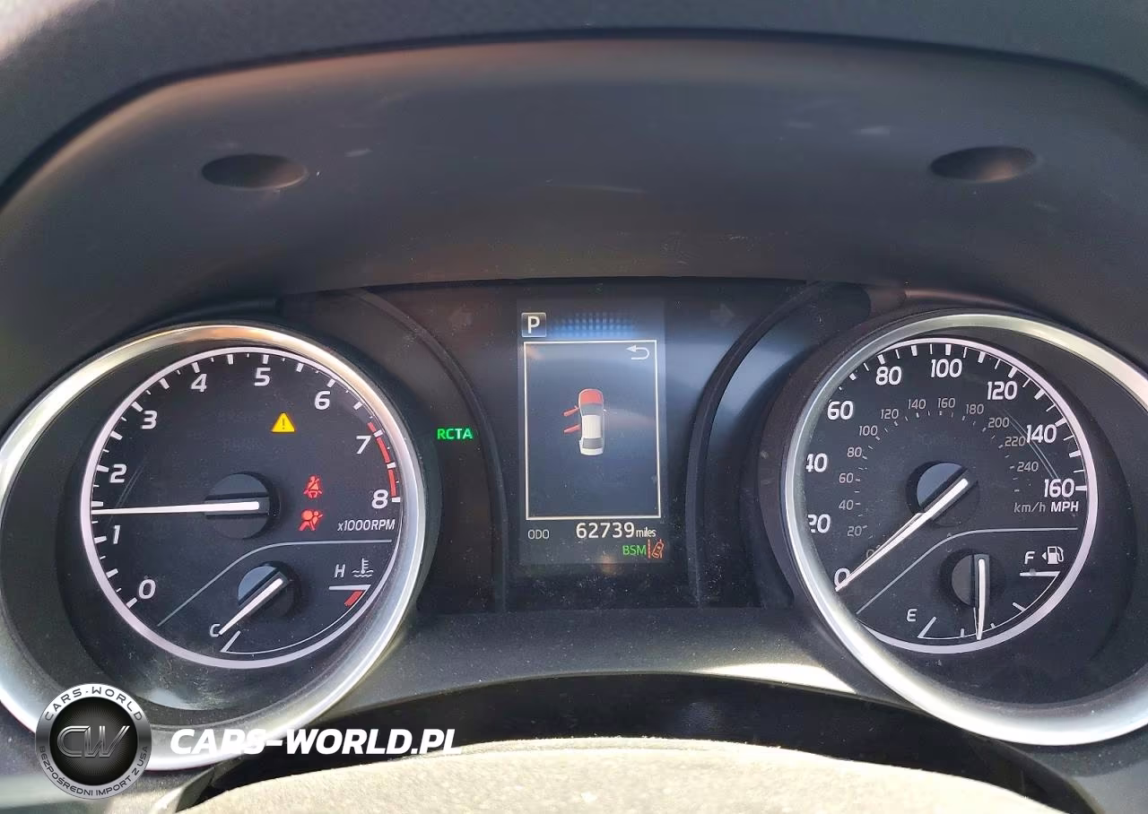 2018 Toyota Camry Se VIN:4T1B11HK3JU540899 - 9