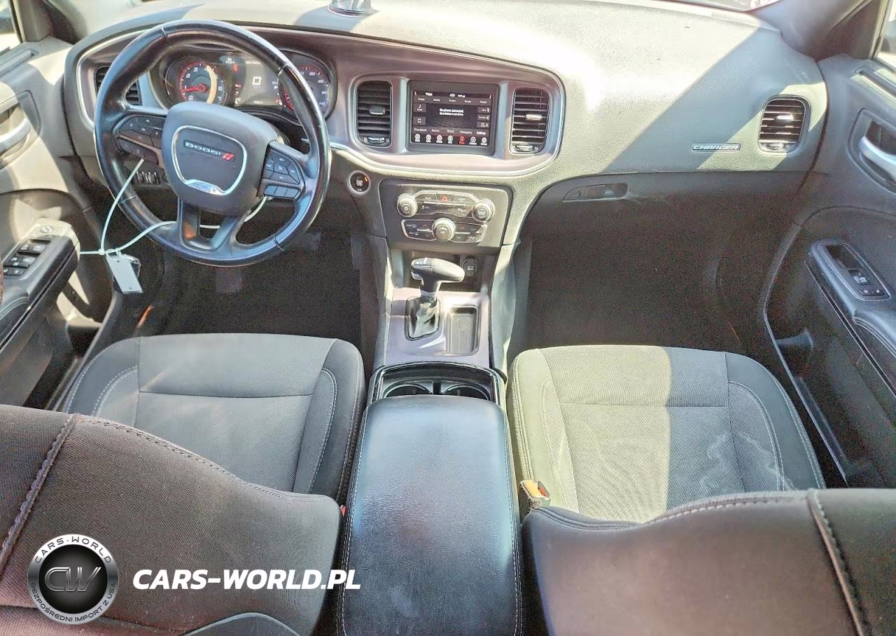 2018 Dodge Charger Sxt VIN:2C3CDXBG5JH255782 - 8