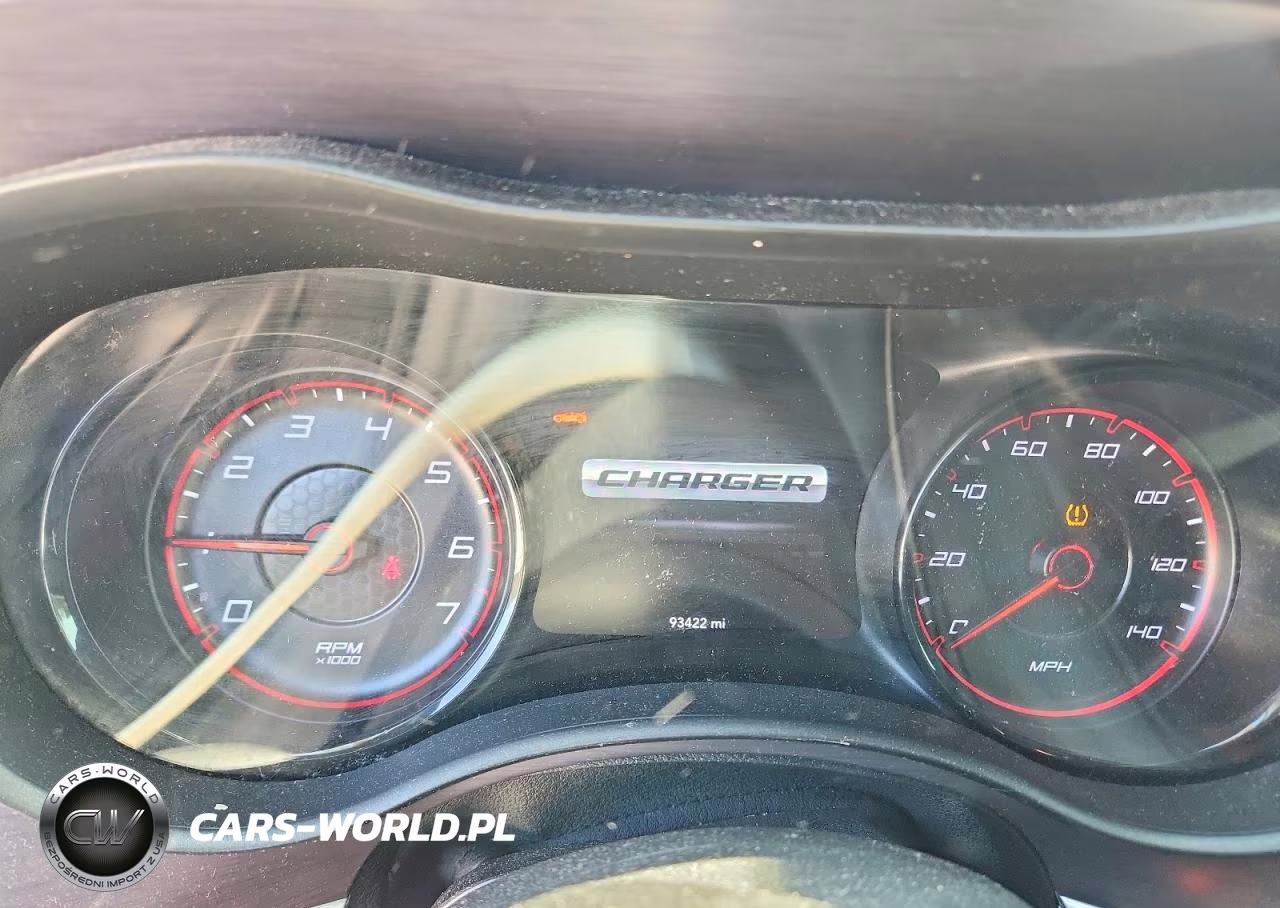2018 Dodge Charger Sxt VIN:2C3CDXBG5JH255782 - 9