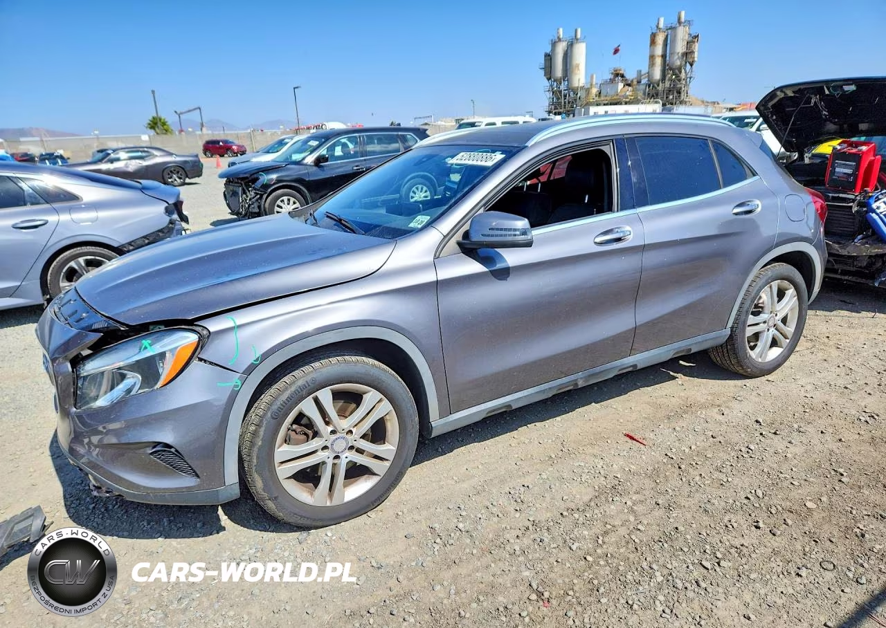 2016 Mercedes-Benz Gla 250 4Matic – zdjęcie 1 z 13