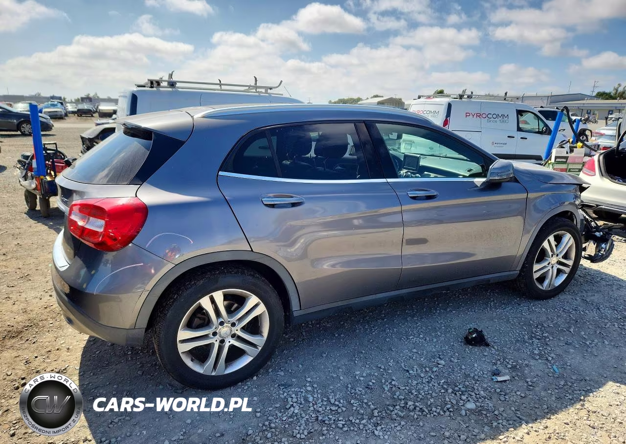 2016 Mercedes-Benz Gla 250 4Matic VIN:WDCTG4GB3GJ194450 - 3