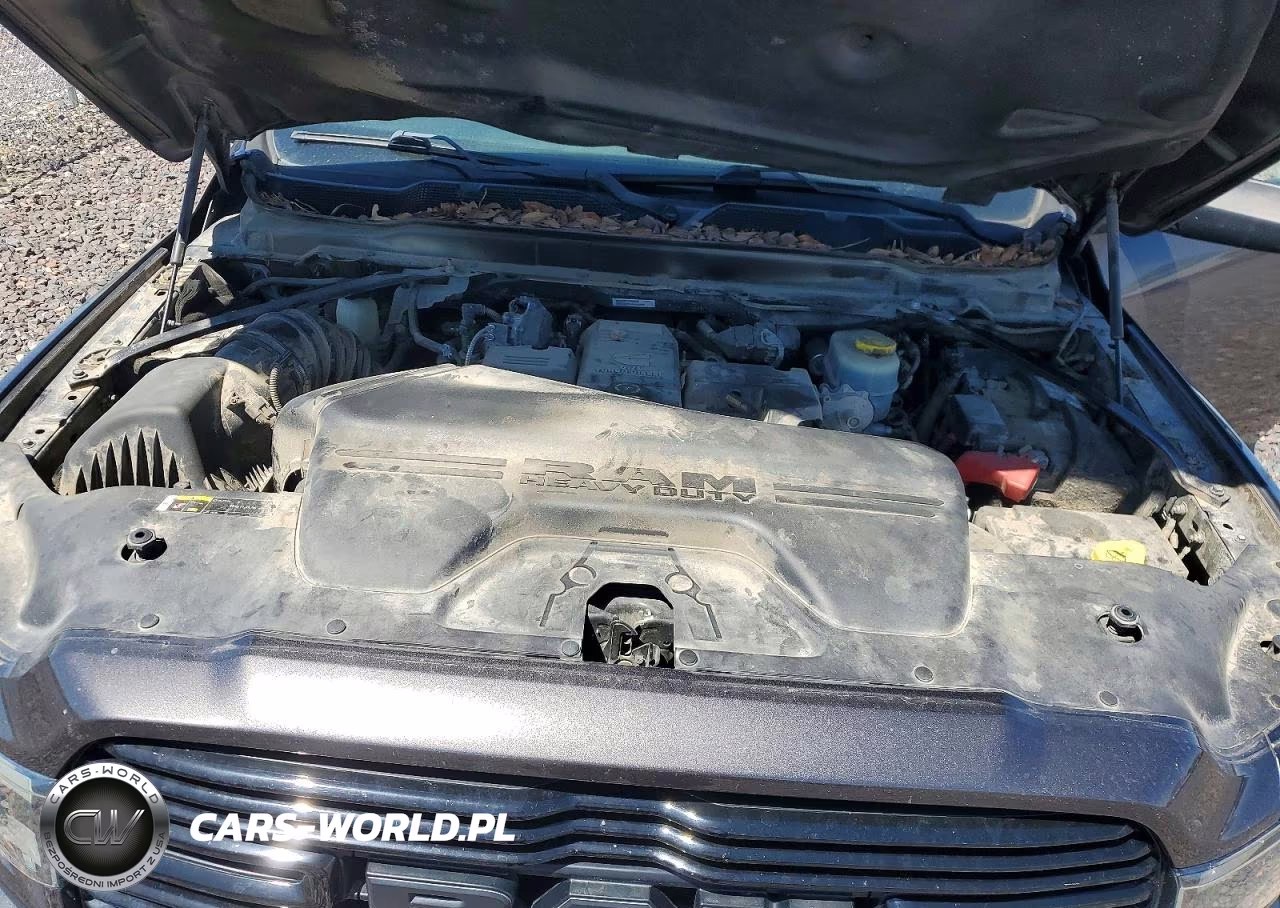 2020 Ram 3500 Laramie VIN:3C63RRJL5LG196010 - 11