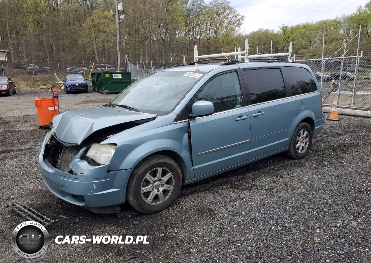 2010 Chrysler Town & Country Touring