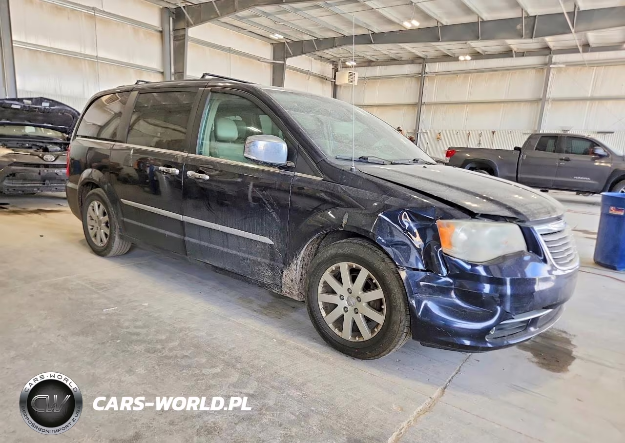 2011 Chrysler Town & Country Touring L VIN:2A4RR8DG9BR607939 - 4