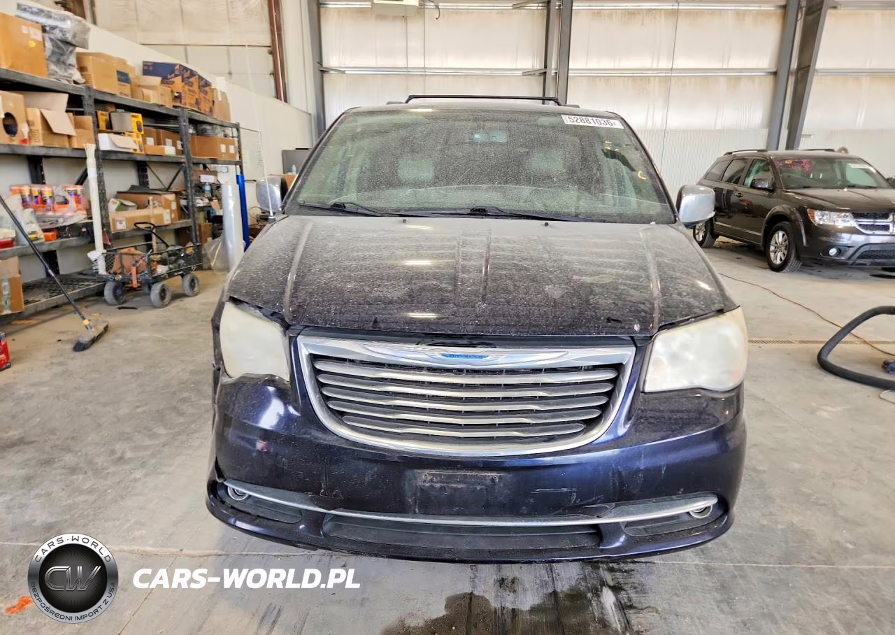 2011 Chrysler Town & Country Touring L VIN:2A4RR8DG9BR607939 - 5