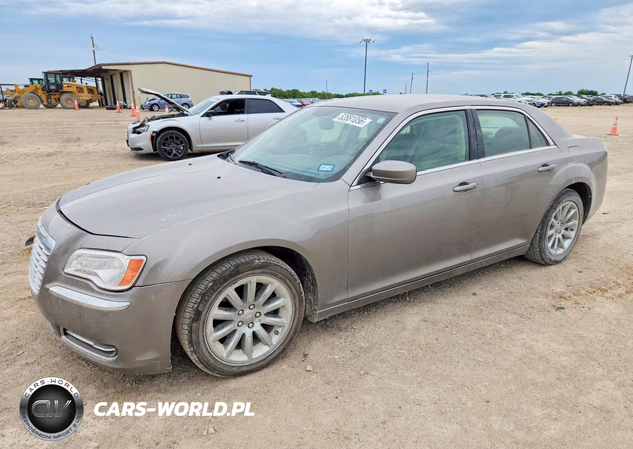 2014 Chrysler 300 – zdjęcie 1 z 12