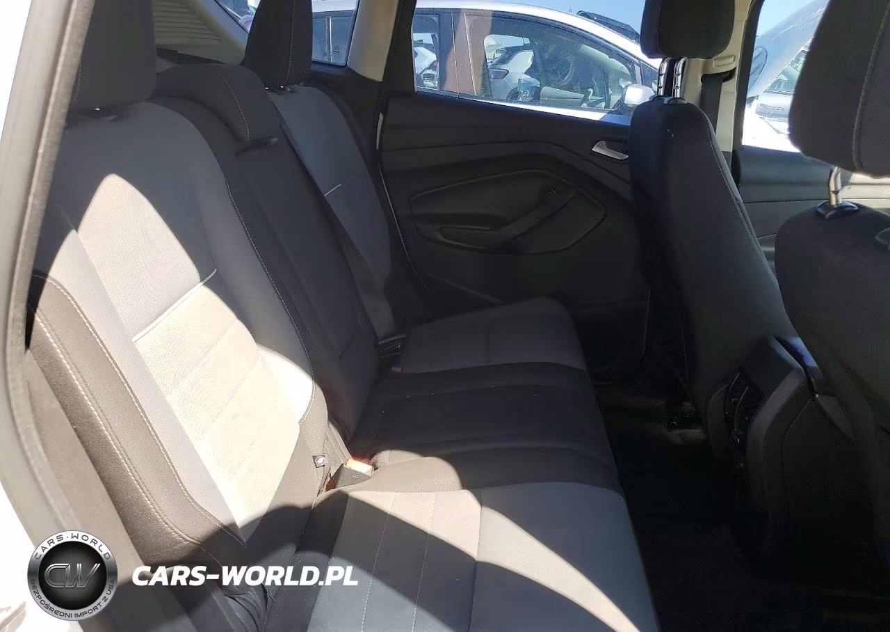 2013 Ford C-Max Se VIN:1FADP5AU7DL556683 - 10