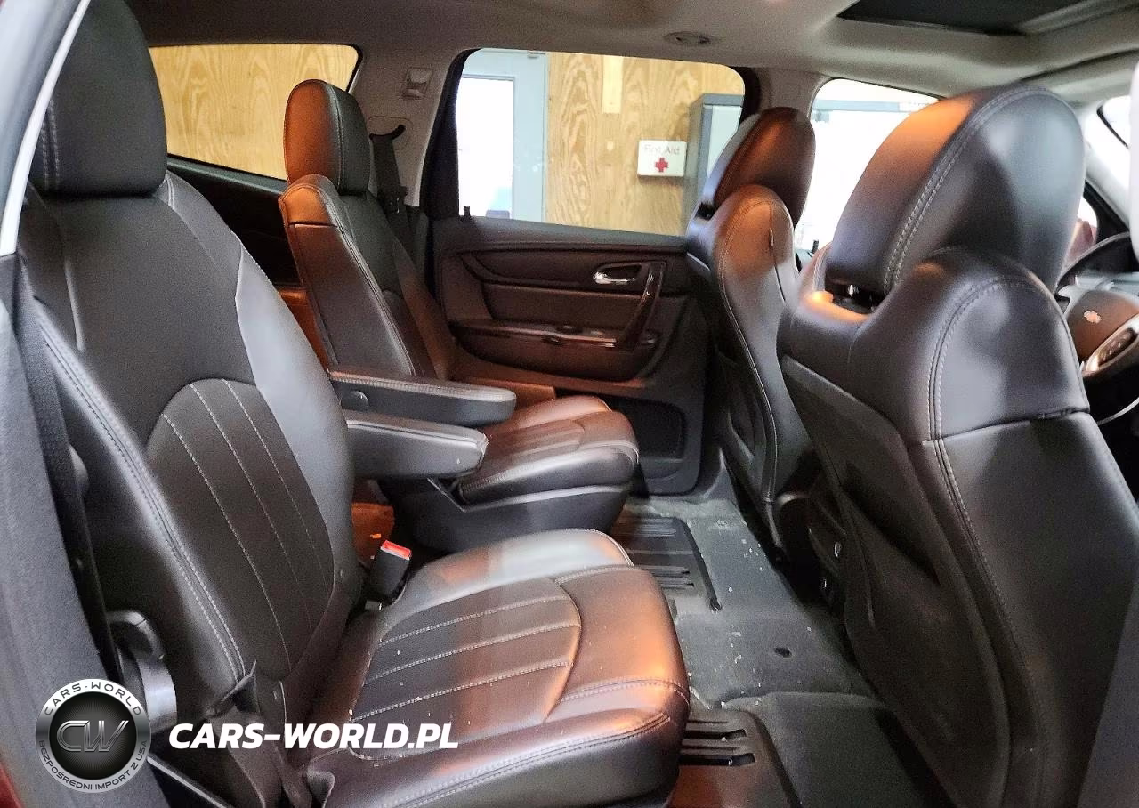 2017 Chevrolet Traverse Premier VIN:1GNKVJKD0HJ160831 - 11