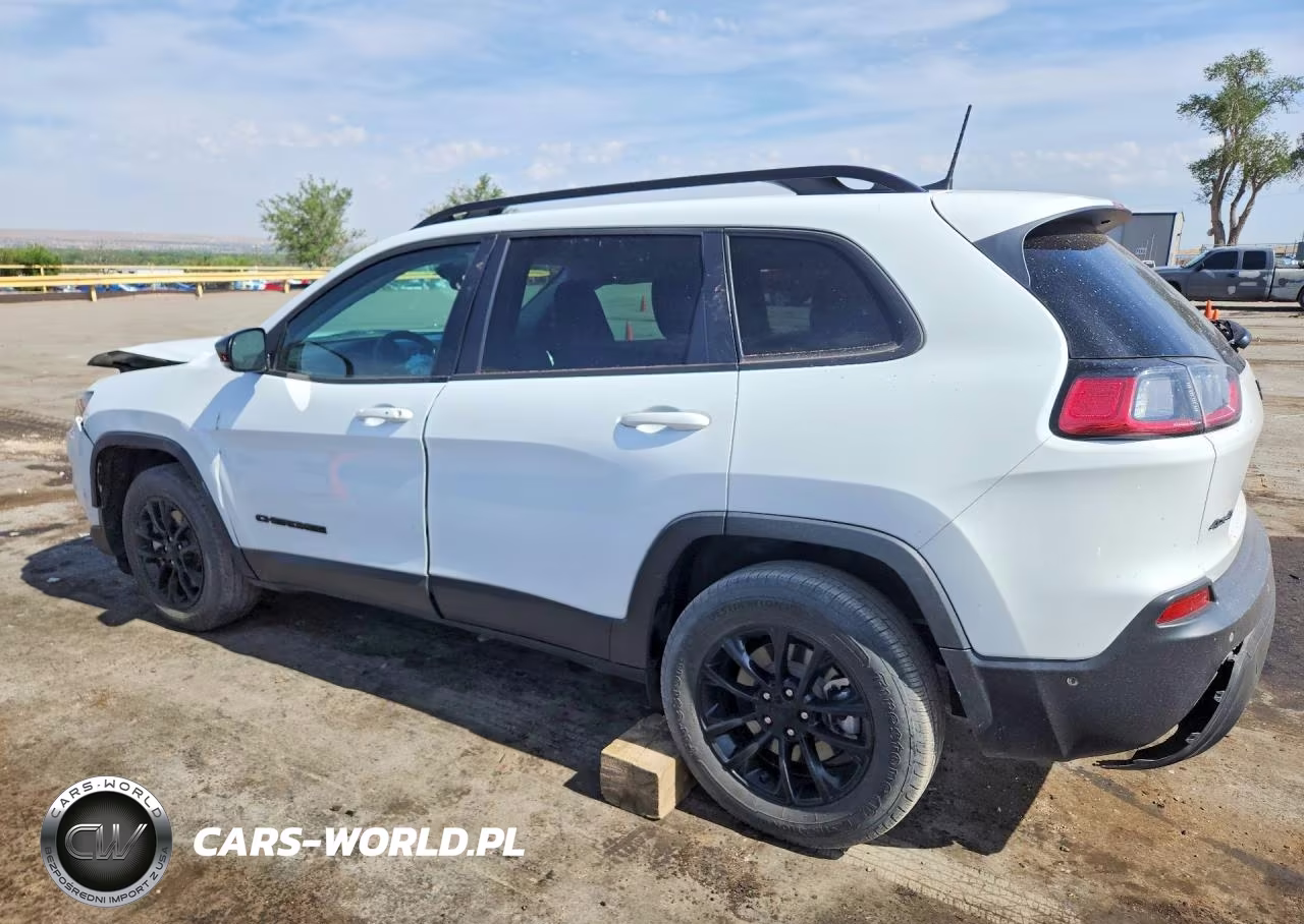2023 Jeep Cherokee Altitude Lux VIN:1C4PJMMB8PD103068 - 2