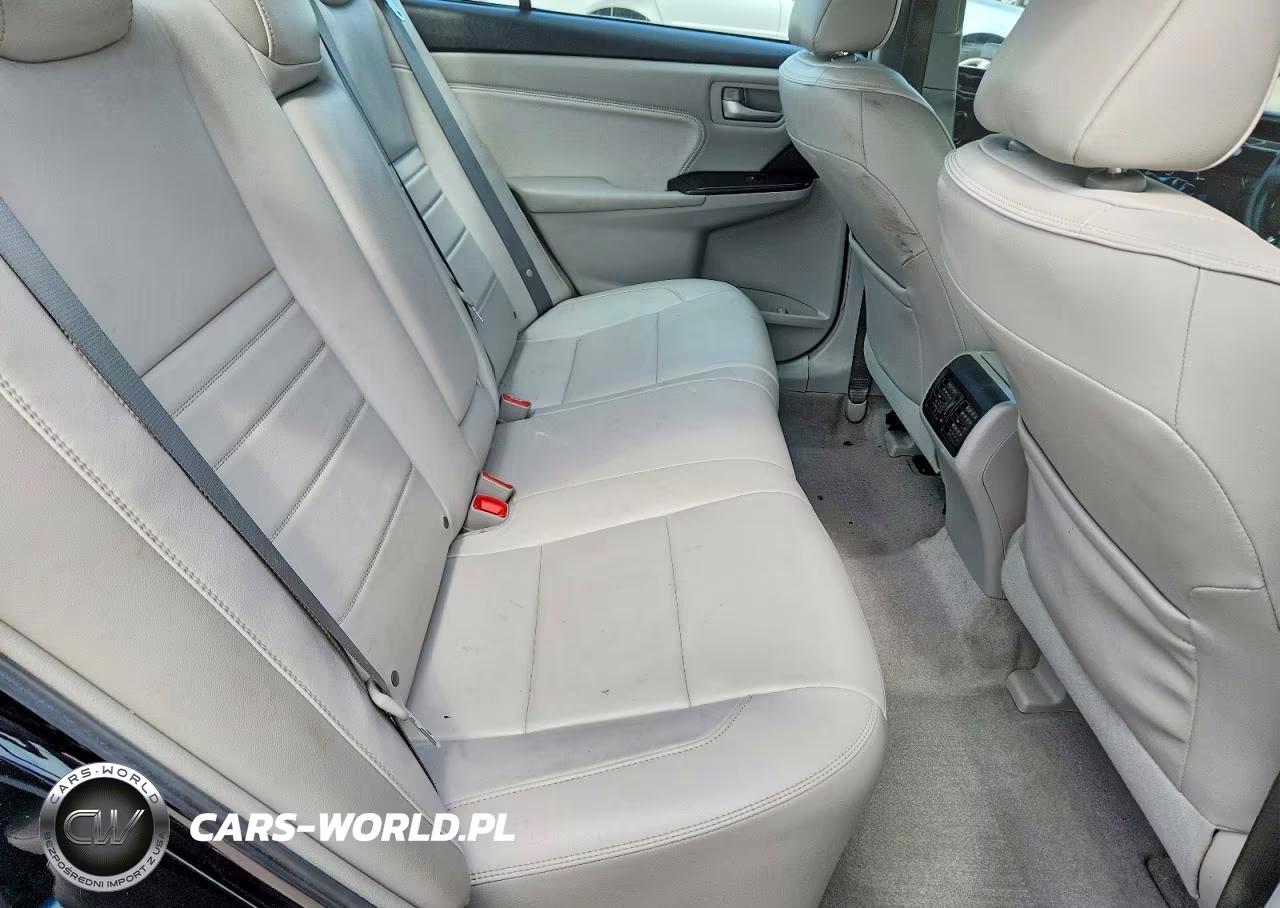 2017 Toyota Camry Xle VIN:4T1BF1FK6HU628070 - 10