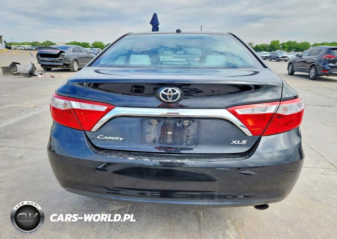 2017 Toyota Camry Xle VIN:4T1BF1FK6HU628070 - 6