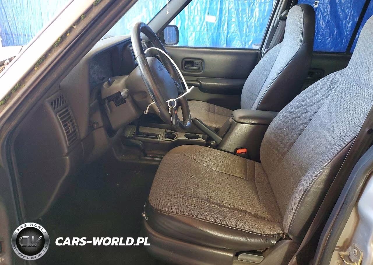 2001 Jeep Cherokee Sport VIN:1J4FF48S71L575874 - 7