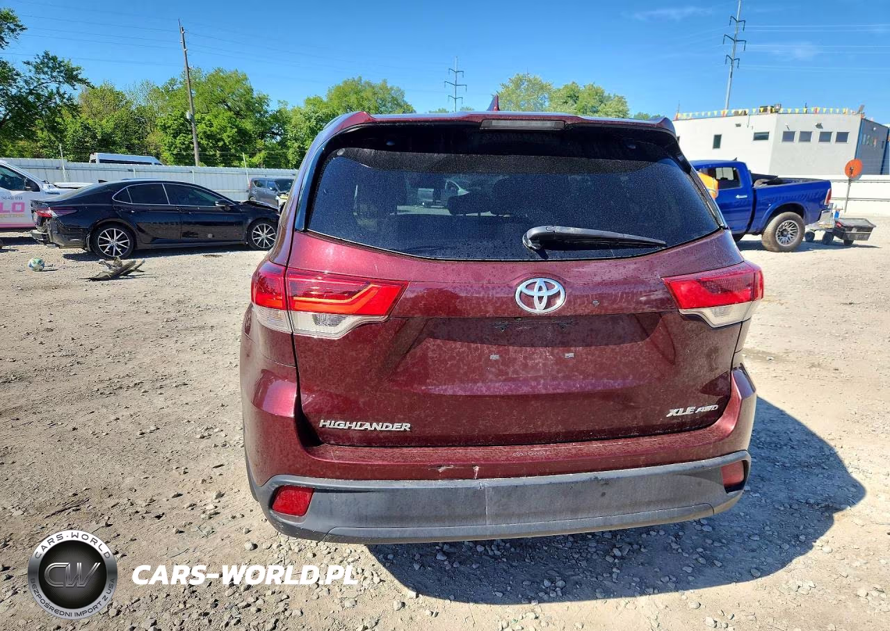 2018 Toyota Highlander Xle VIN:5TDJZRFH2JS851520 - 6
