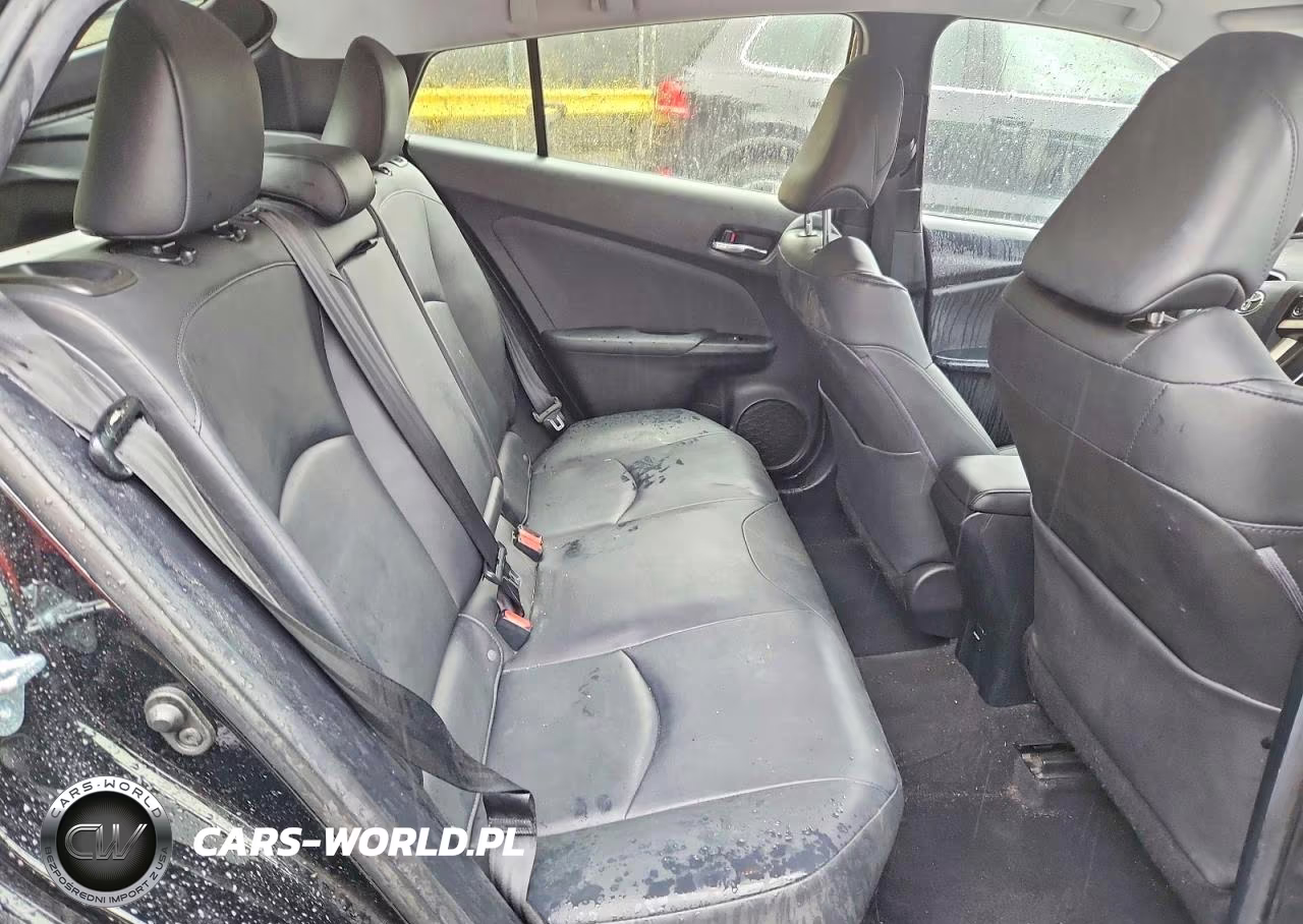 2017 Toyota Prius Four VIN:JTDKARFU5H3038192 - 10