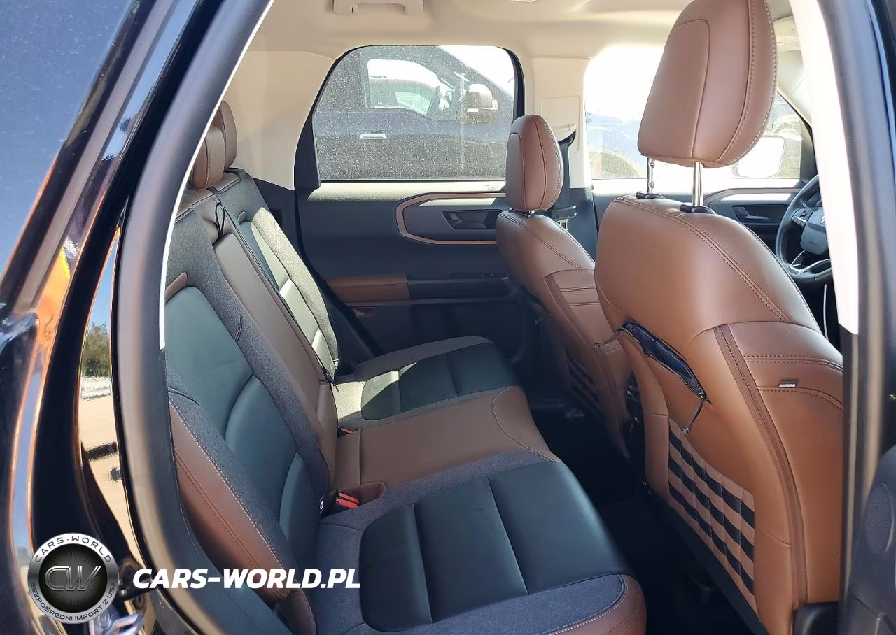 2023 Ford Bronco Sport Outer Banks VIN:3FMCR9C63PRD46427 - 10