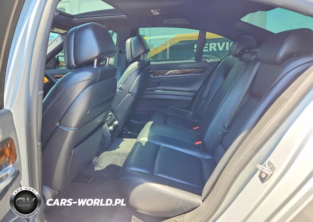 2013 BMW 750 I VIN:WBAYA8C50DC996858 - 10