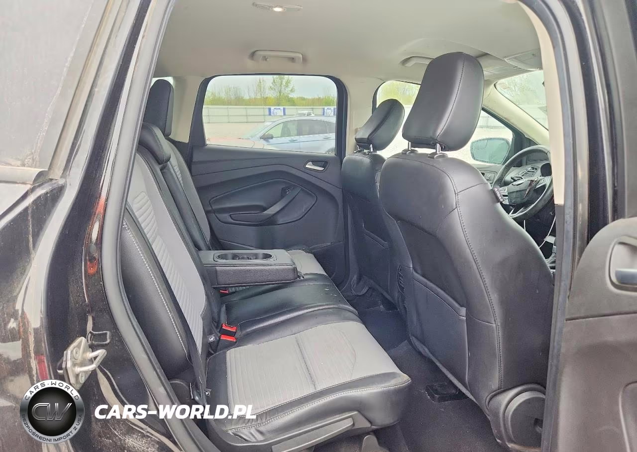 2019 Ford Escape Se VIN:1FMCU9GD1KUC57447 - 10