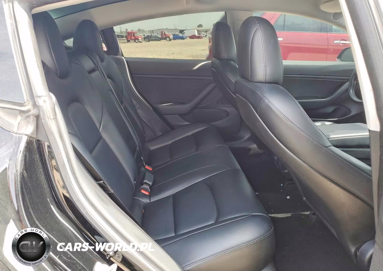 2018 Tesla Mdl 3 VIN:5YJ3E1EBXJF170951 - 10