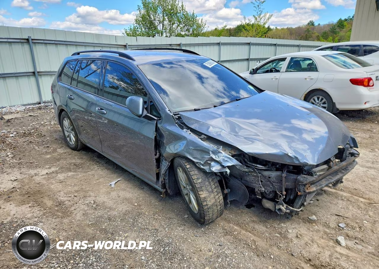 2016 Volkswagen Golf Sportwagen S VIN:3VWA17AUXGM511053 - 4