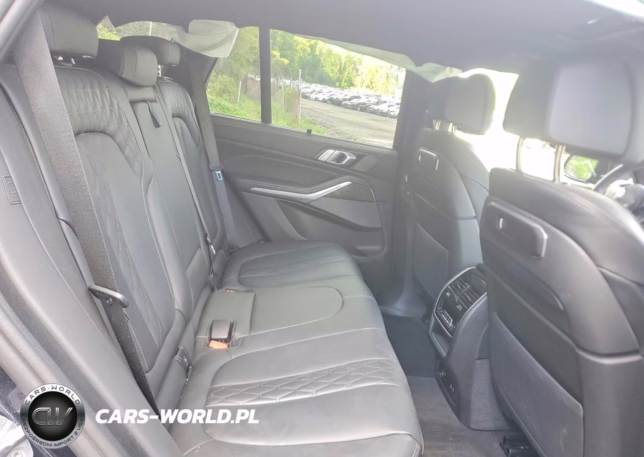 2025 BMW X5 M60I VIN:5UX33EU00S9Z20803 - 11