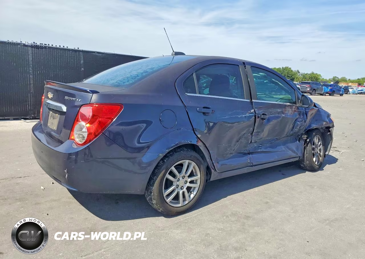2015 Chevrolet Sonic Lt VIN:1G1JC5SH6F4163578 - 3