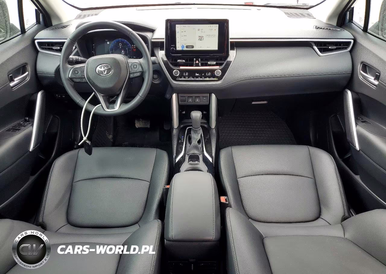 2025 Toyota Corolla Cross Xle VIN:7MUDAAAGXSV124671 - 8