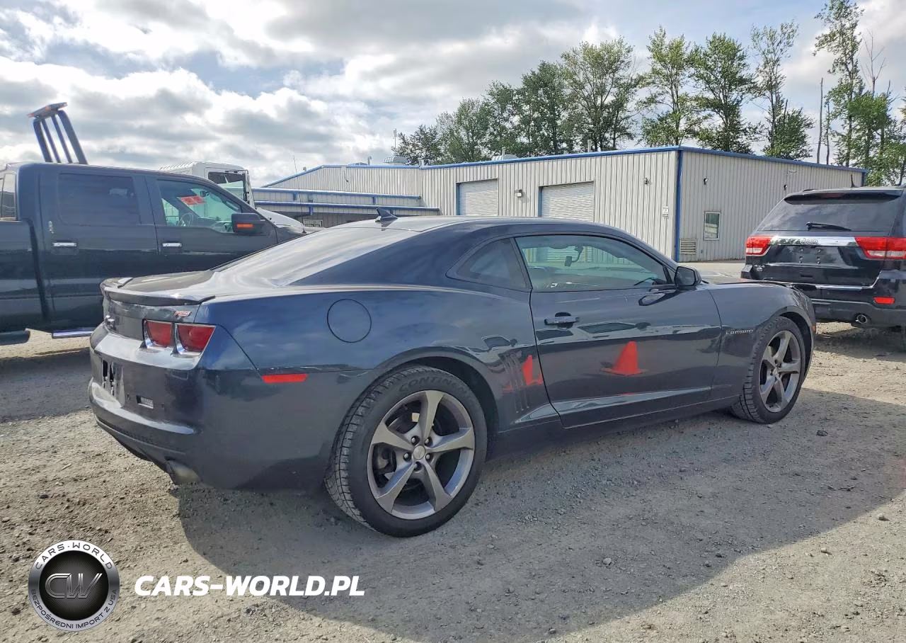 2013 Chevrolet Camaro Lt VIN:2G1FC1E33D9232882 - 3