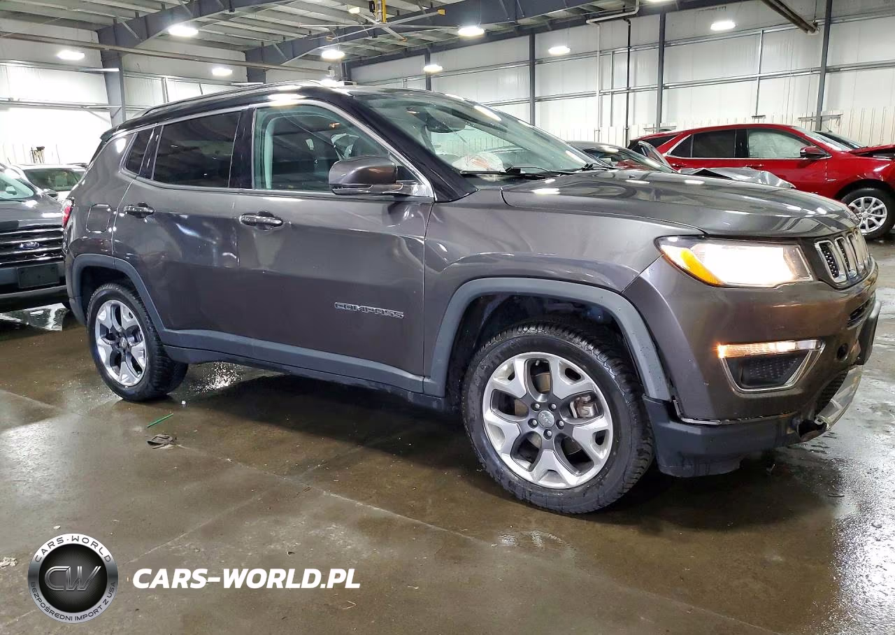 2019 Jeep Compass Limited VIN:3C4NJDCB9KT754060 - 4
