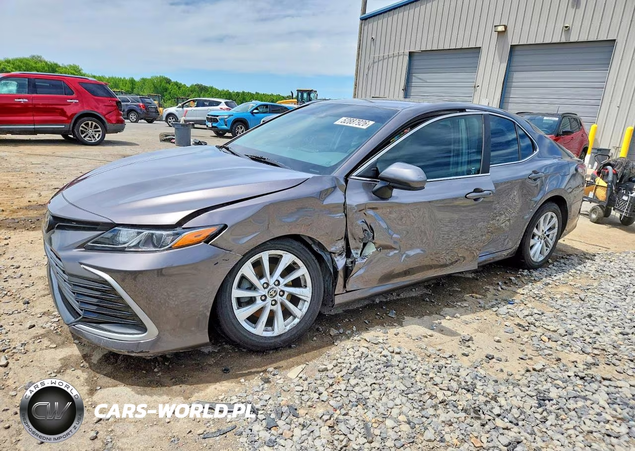 2021 Toyota Camry Le