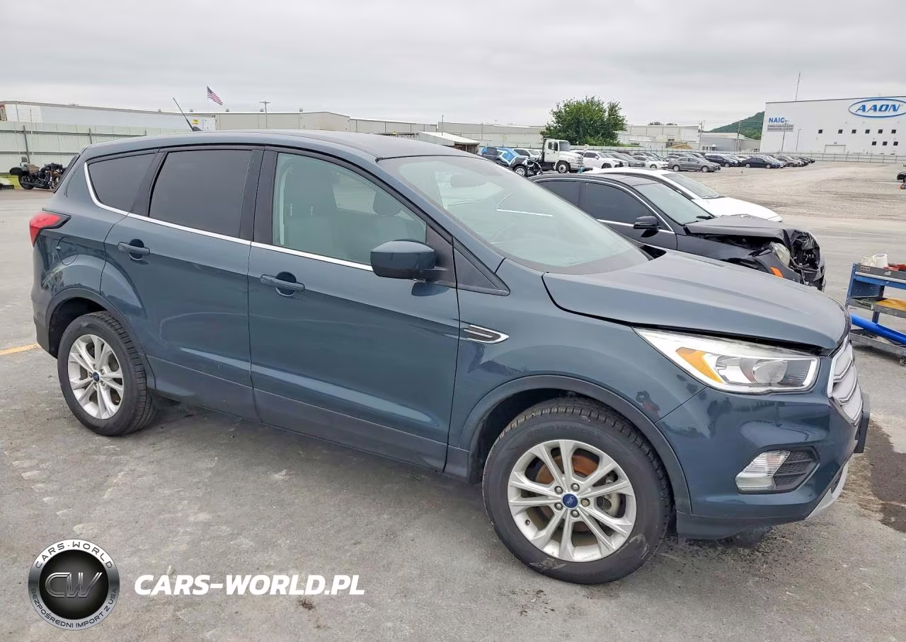 2019 Ford Escape Se VIN:1FMCU0GD3KUC05247 - 4