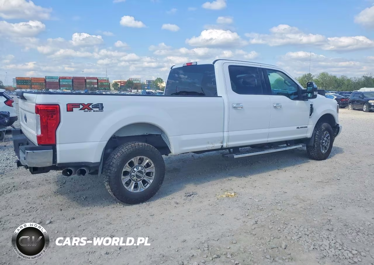 2019 Ford F250 Super Duty VIN:1FT7W2BT7KEF67232 - 3