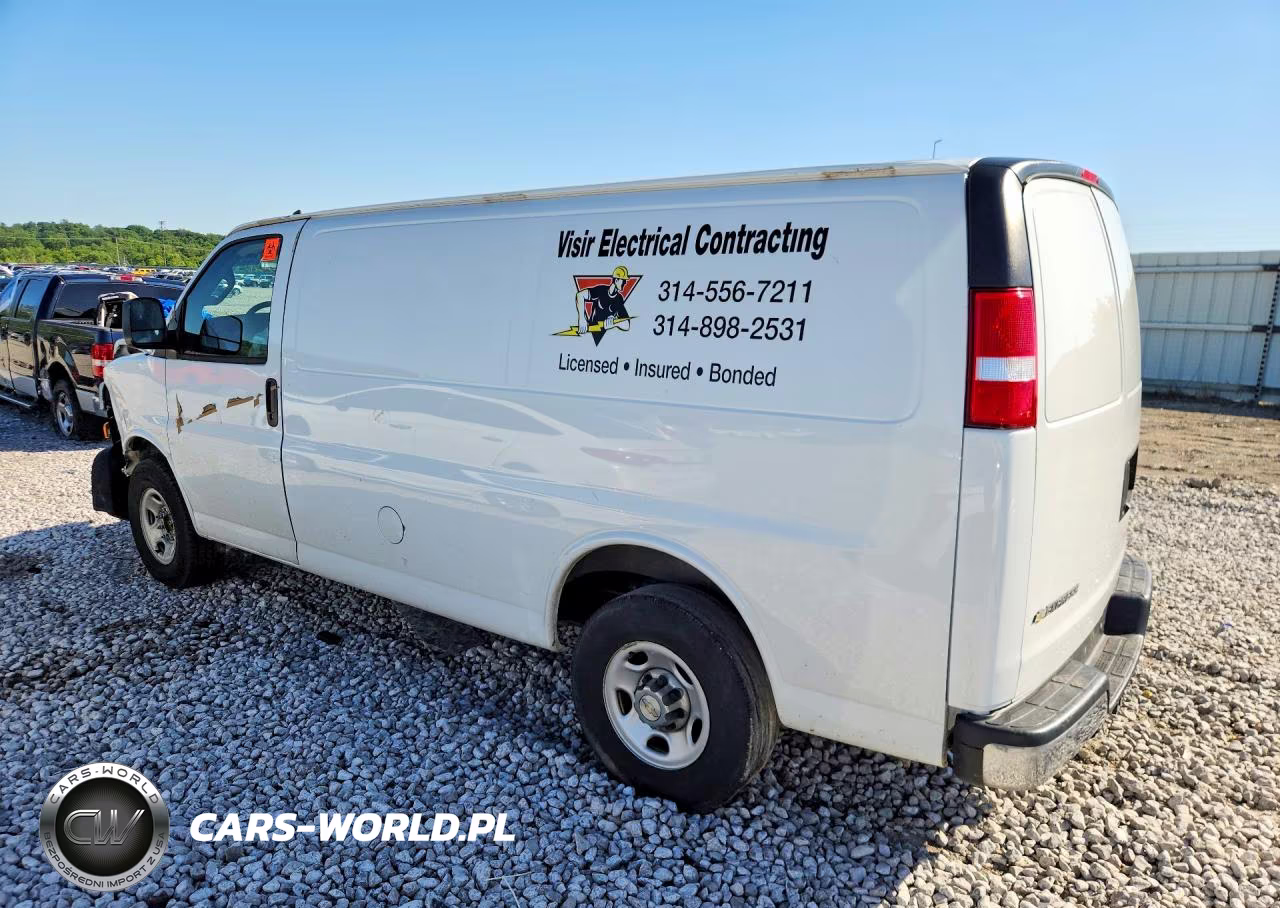 2021 Chevrolet Express G2500 VIN:1GCWGAFP1M1188592 - 2