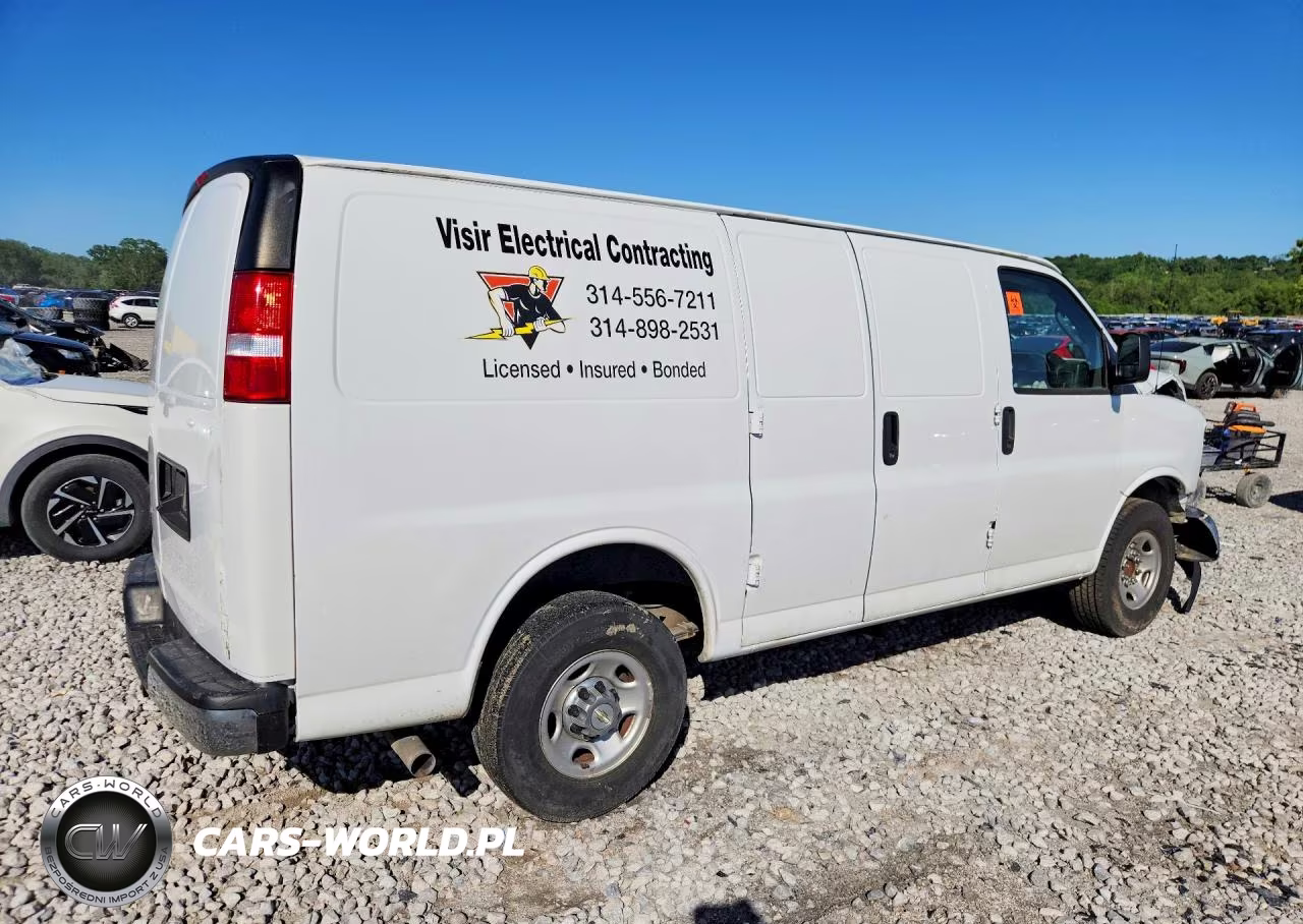 2021 Chevrolet Express G2500 VIN:1GCWGAFP1M1188592 - 3