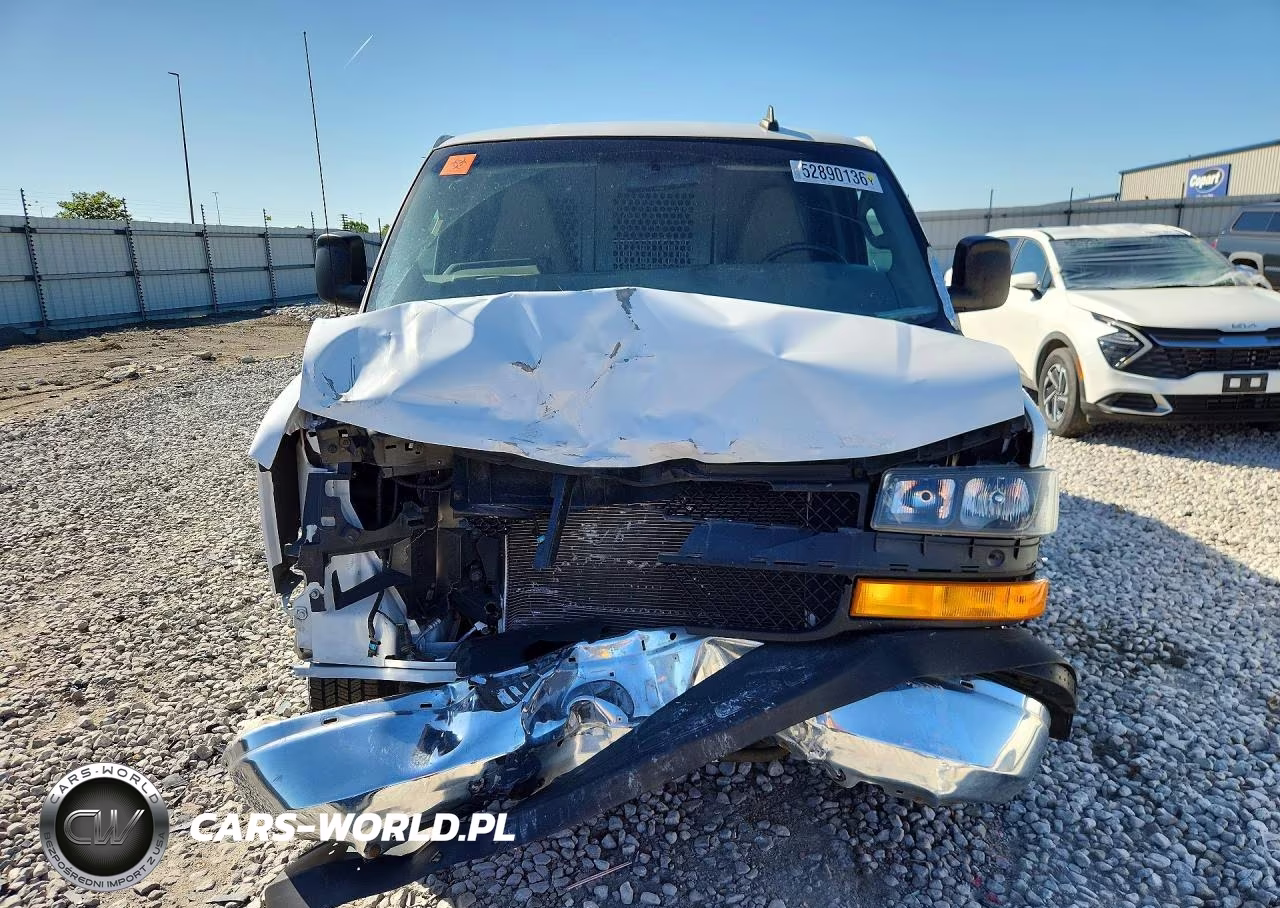 2021 Chevrolet Express G2500 VIN:1GCWGAFP1M1188592 - 5
