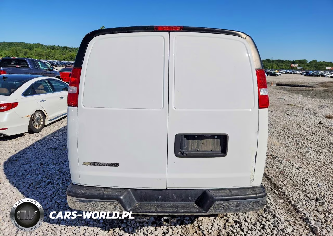 2021 Chevrolet Express G2500 VIN:1GCWGAFP1M1188592 - 6