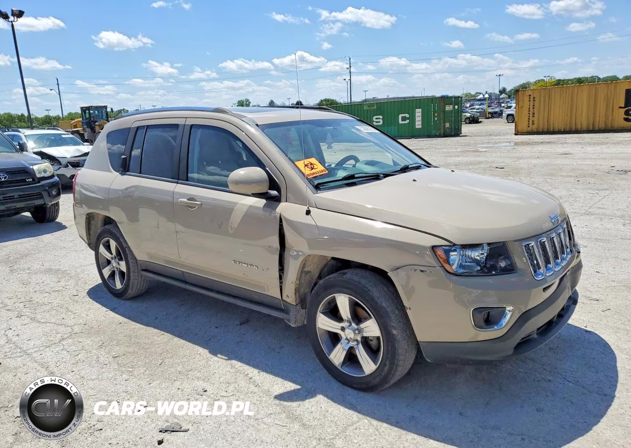 2016 Jeep Compass Latitude VIN:1C4NJCEA9GD785059 - 4