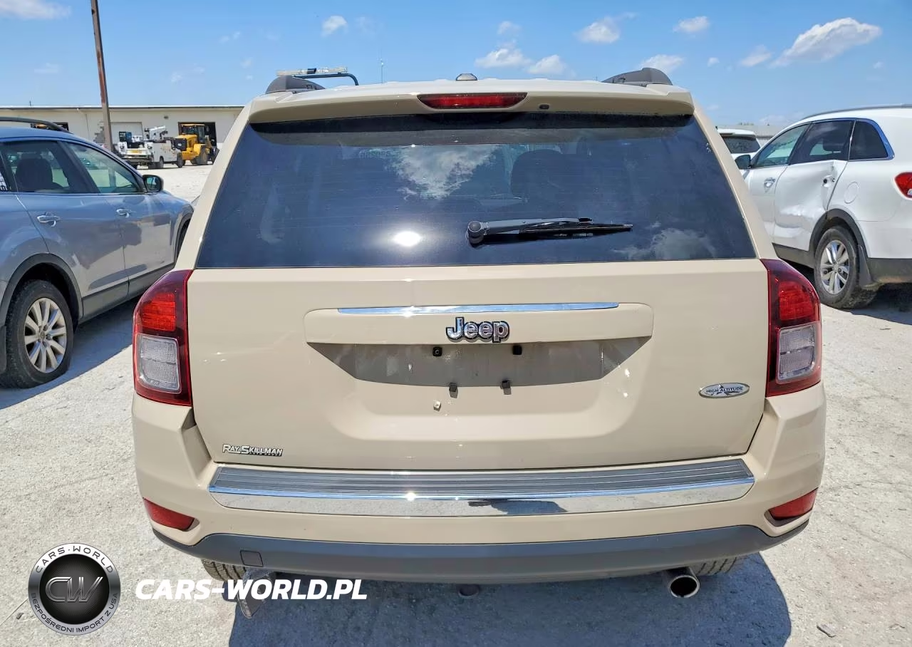 2016 Jeep Compass Latitude VIN:1C4NJCEA9GD785059 - 6