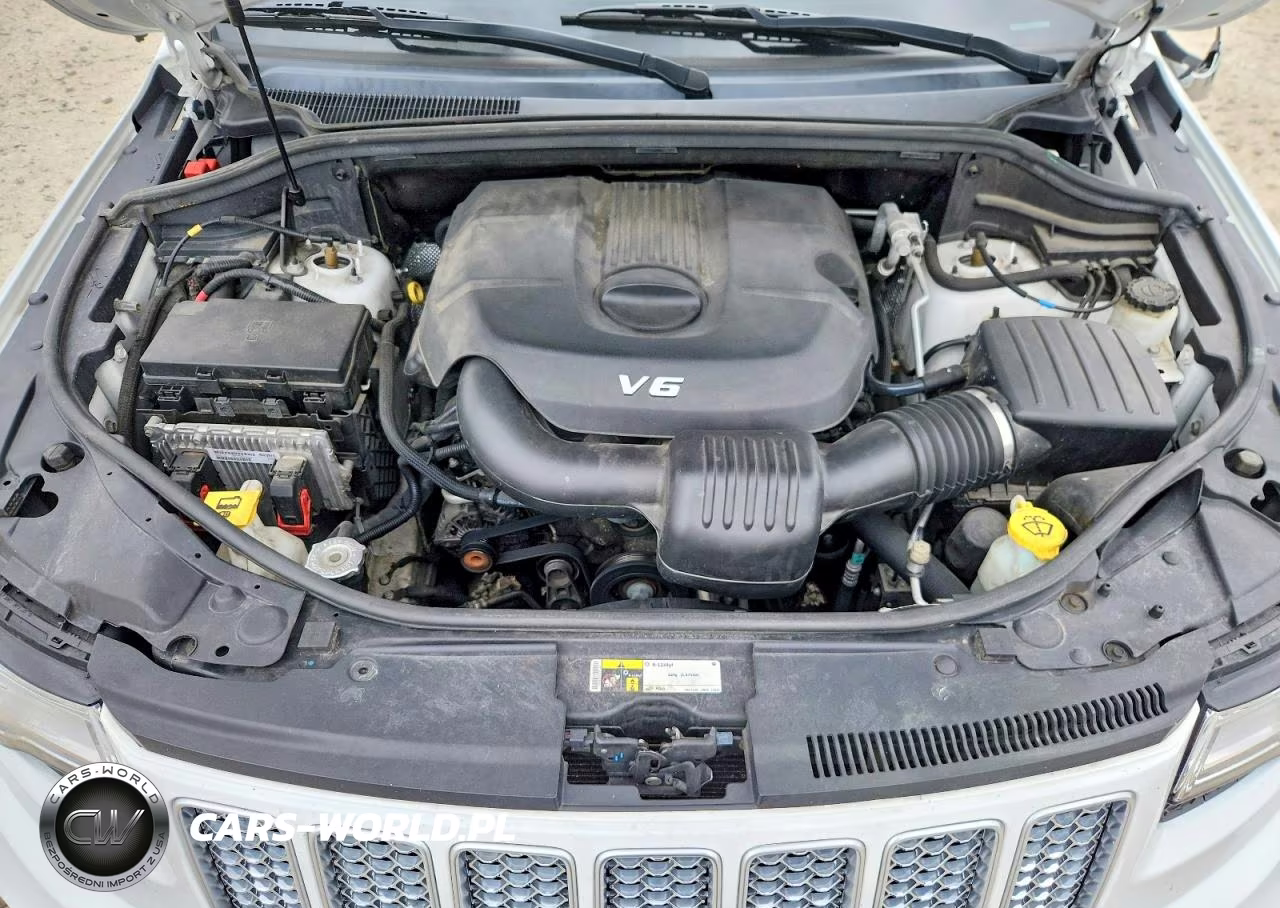 2015 Jeep Grand Cherokee Summit VIN:1C4RJFJG9FC855208 - 11