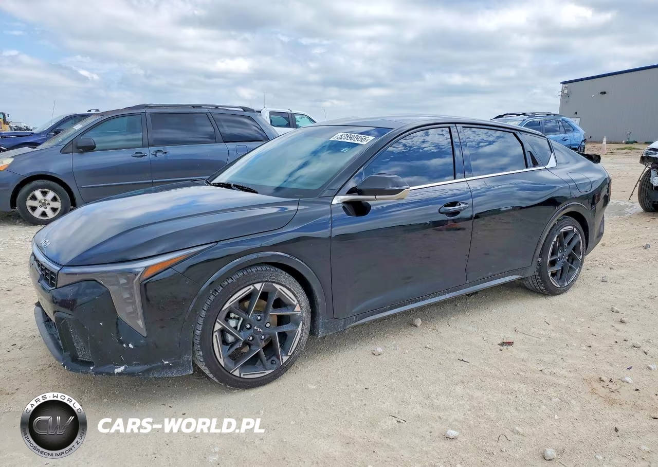2025 Kia K4 Gt Line – zdjęcie 1 z 12