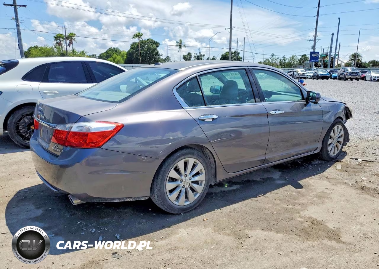 2014 Honda Accord Touring VIN:1HGCR3F94EA024492 - 3