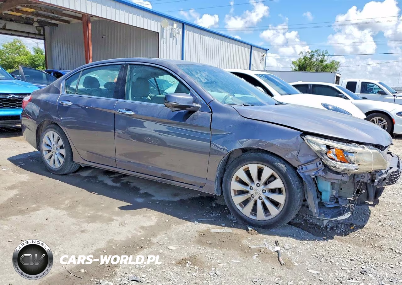 2014 Honda Accord Touring VIN:1HGCR3F94EA024492 - 4