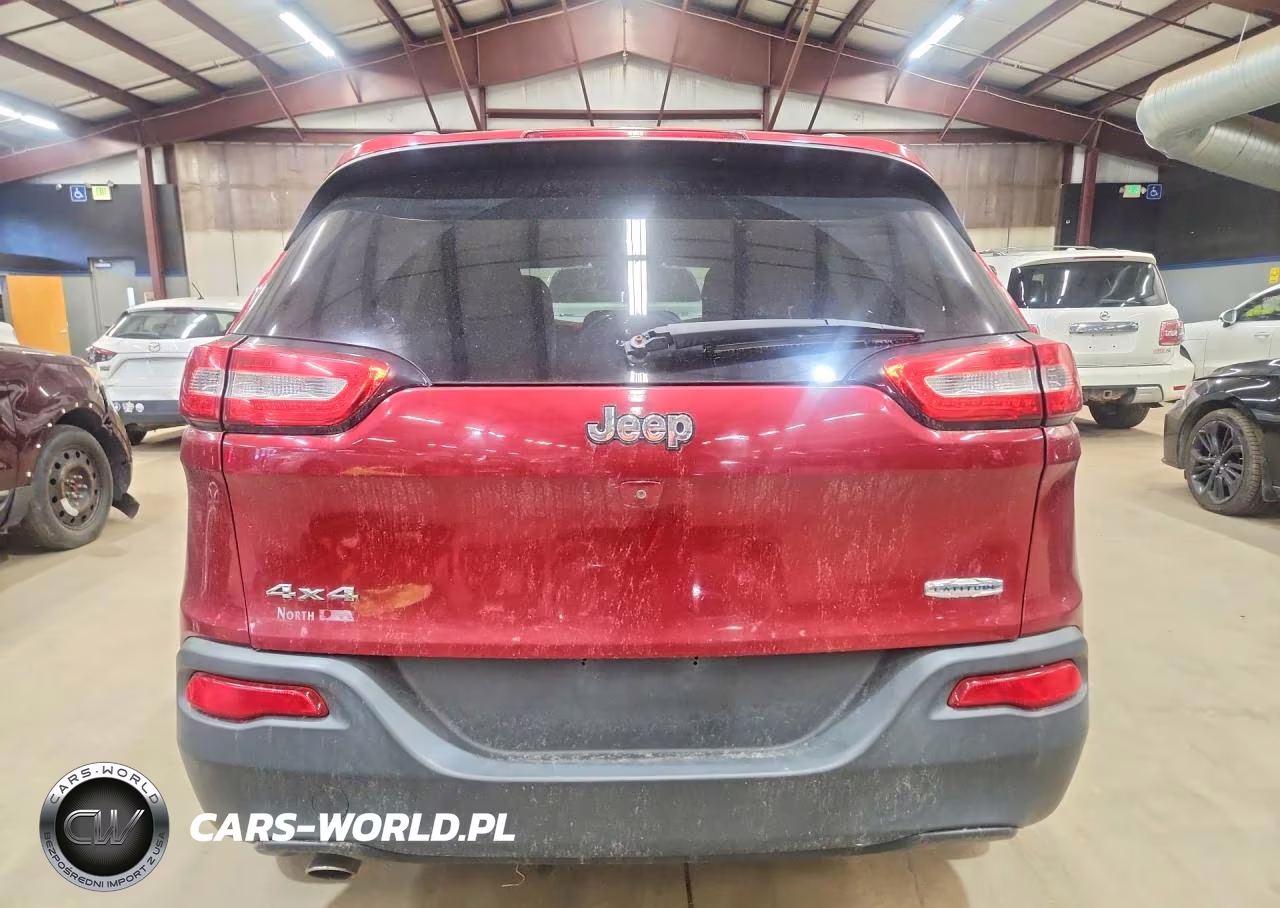 2015 Jeep Cherokee Latitude VIN:1C4PJMCB3FW697315 - 6