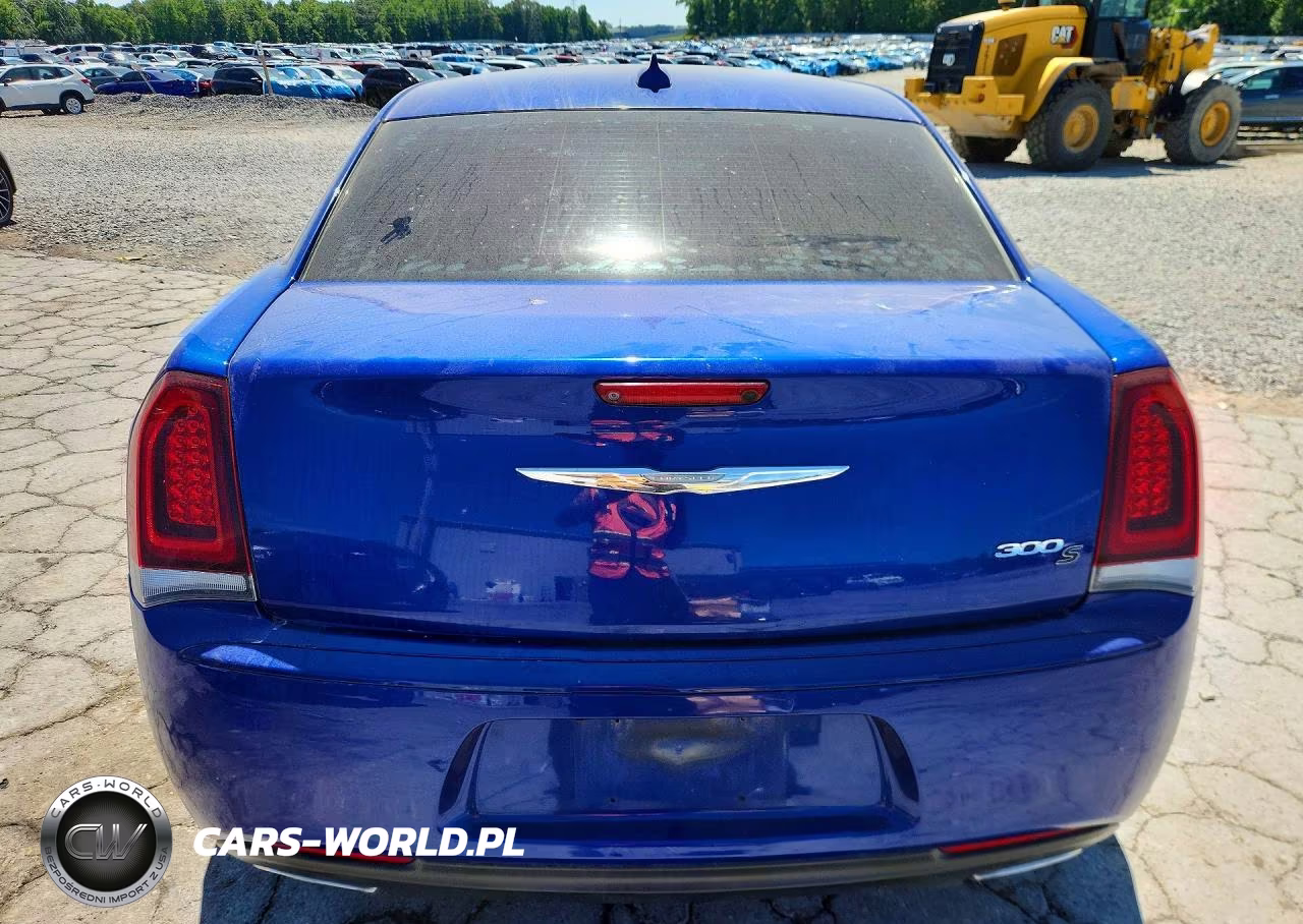 2019 Chrysler 300 S VIN:2C3CCABG3KH515419 - 6