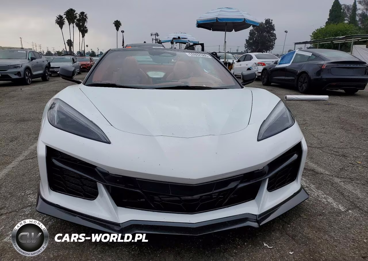 2024 Chevrolet Corvette Stingray 3Lt VIN:1G1YC3D45R5116084 - 5