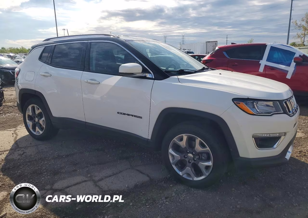 2019 Jeep Compass Limited VIN:3C4NJDCB4KT806467 - 4