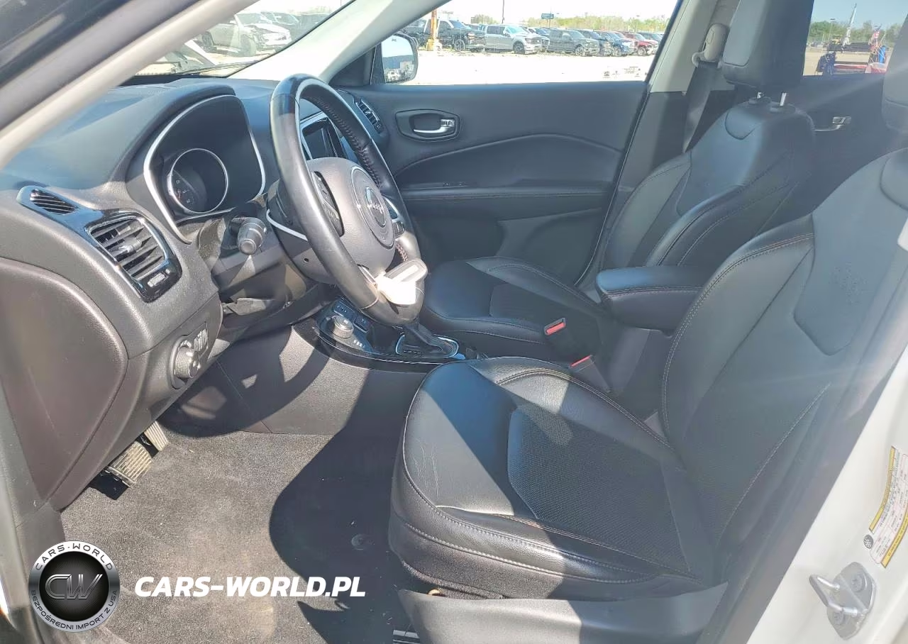 2019 Jeep Compass Limited VIN:3C4NJDCB4KT806467 - 7