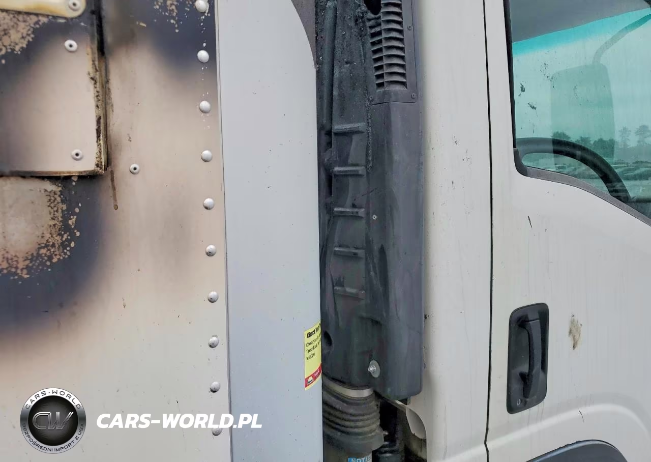 2012 Isuzu Npr VIN:JALB4W178C7400135 - 10